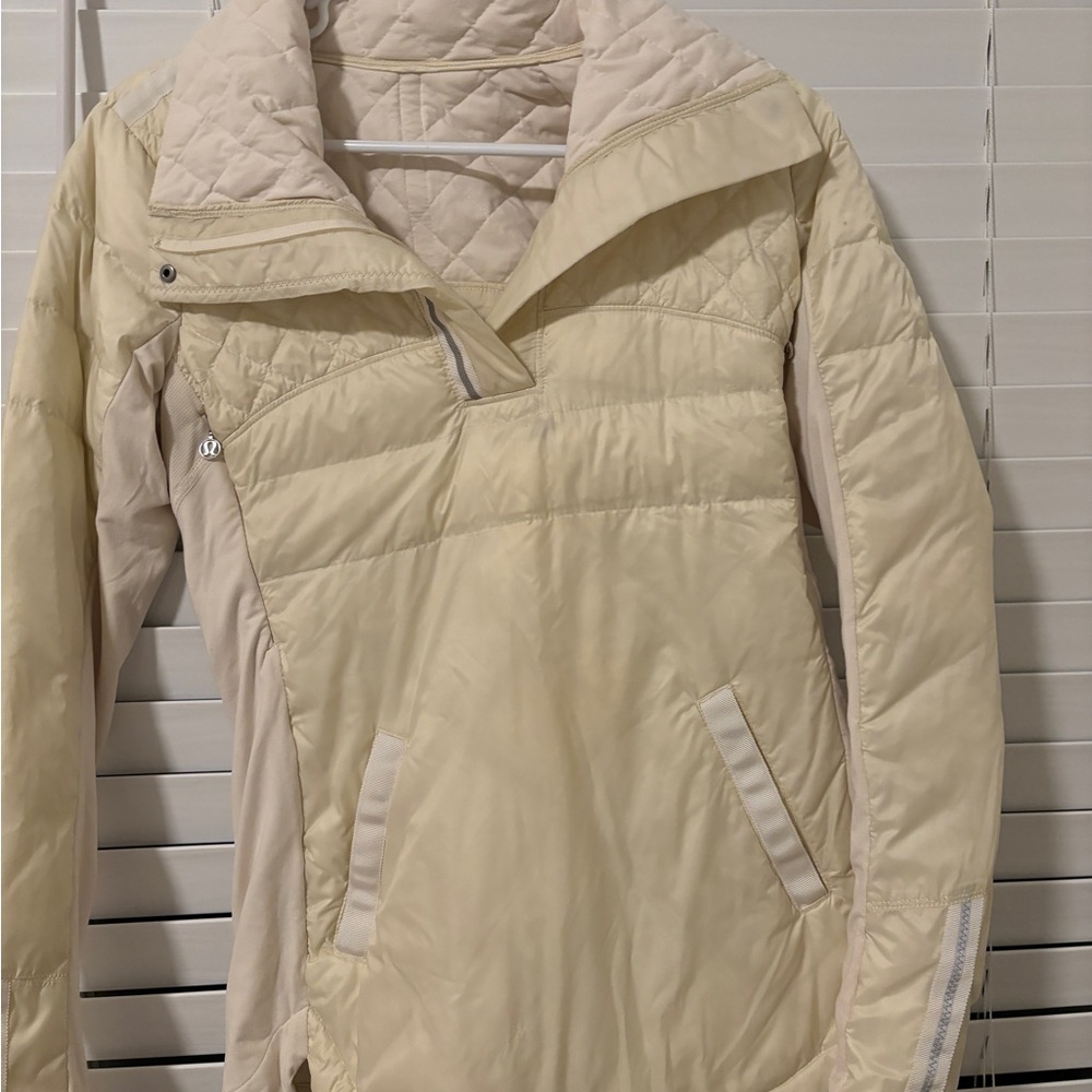 Lululemon puffer jacket